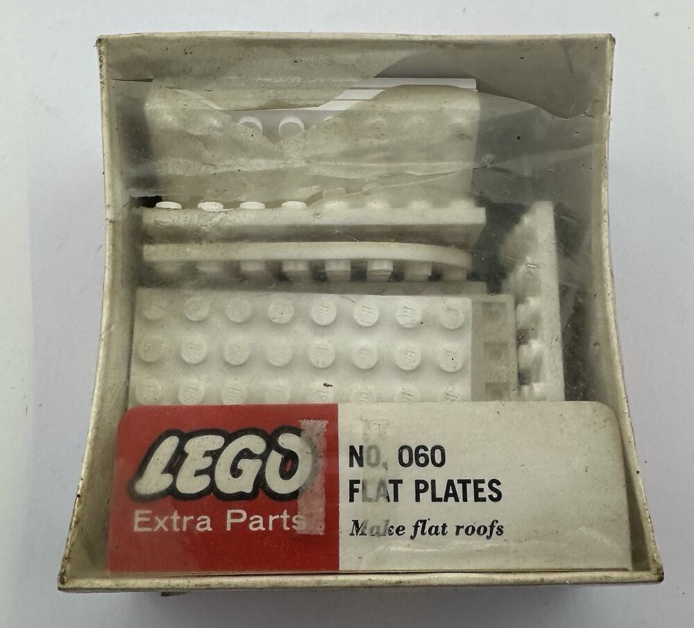 Vintage LEGO Extra Parts Set Brand New No 060 Base Plates Retro Read Description